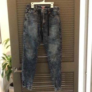 Denim denizen from Levi men’s jogger waist 30 heavily worn button with zipper